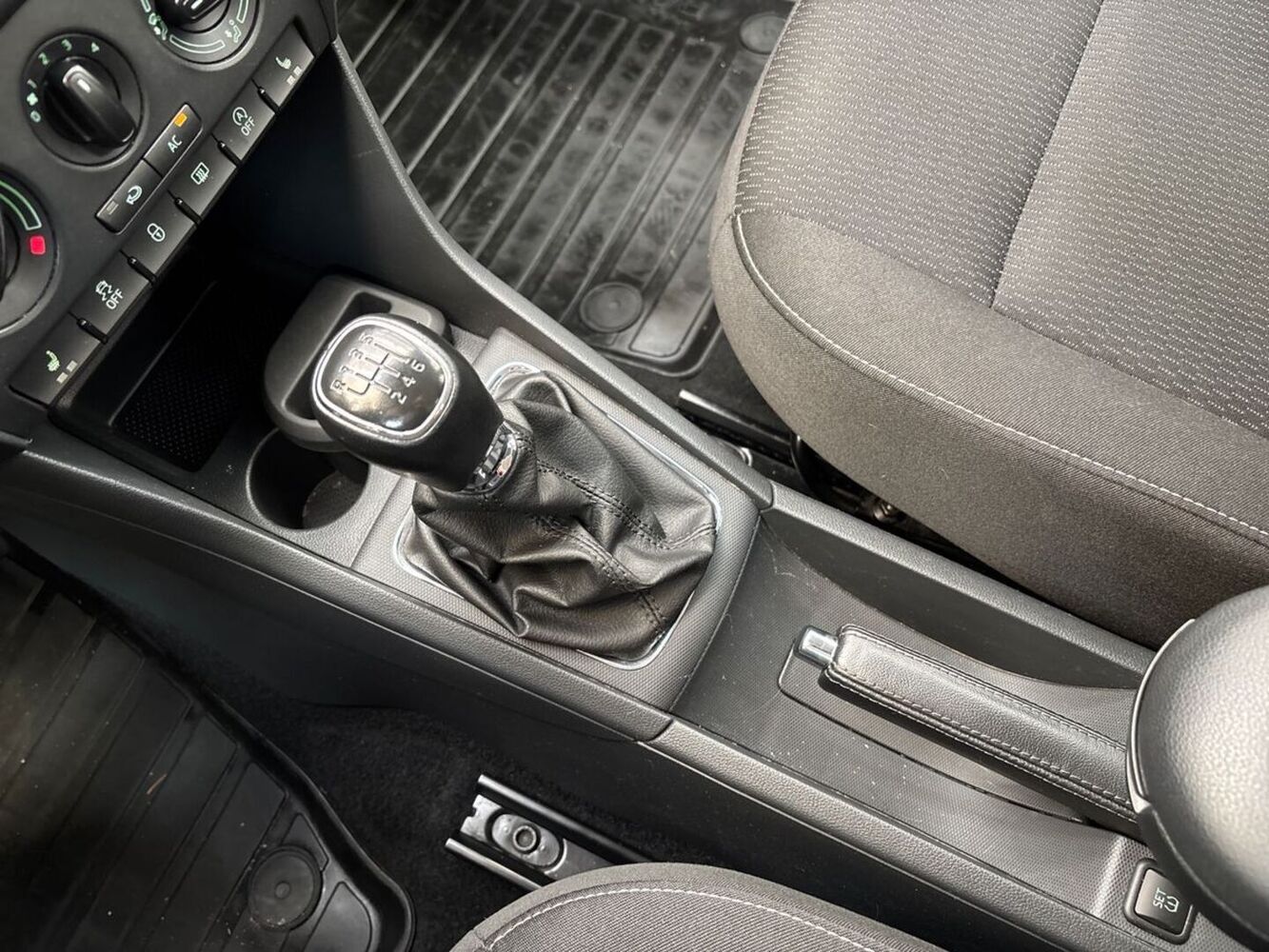 Skoda Rapid vaihtoauto
