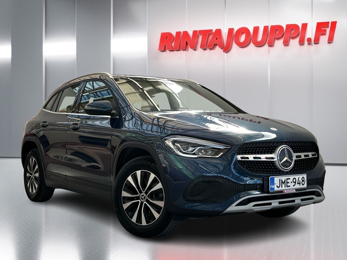 Mercedes-Benz GLA vaihtoauto