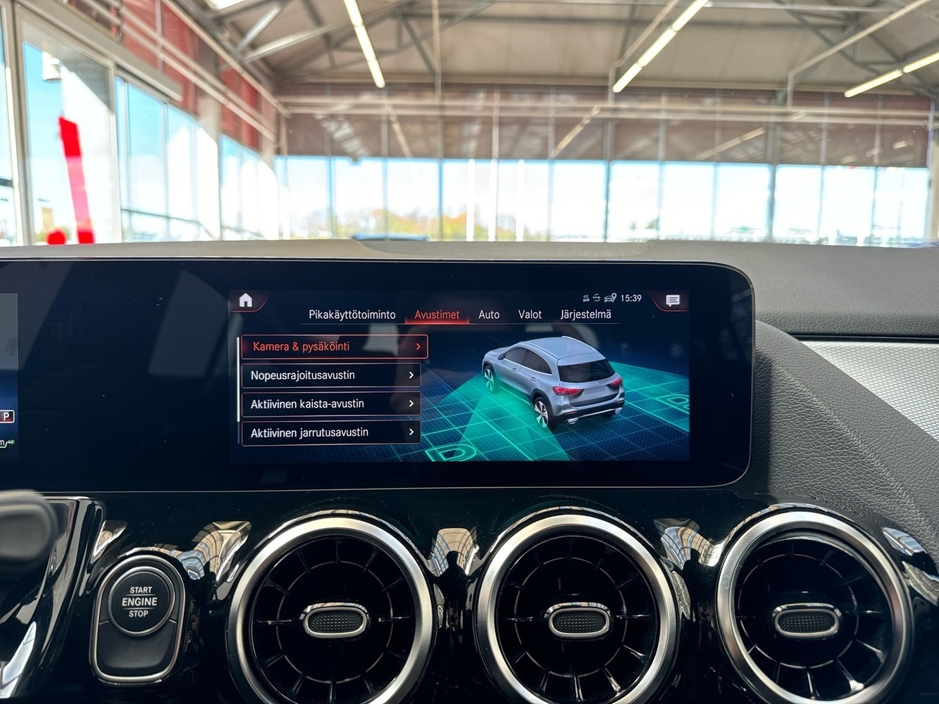 Mercedes-Benz GLA vaihtoauto