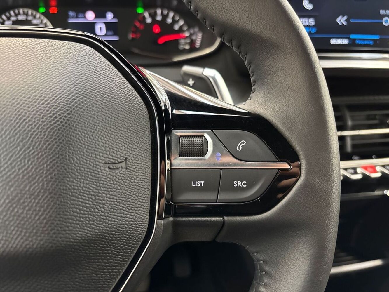 Peugeot 2008 vaihtoauto