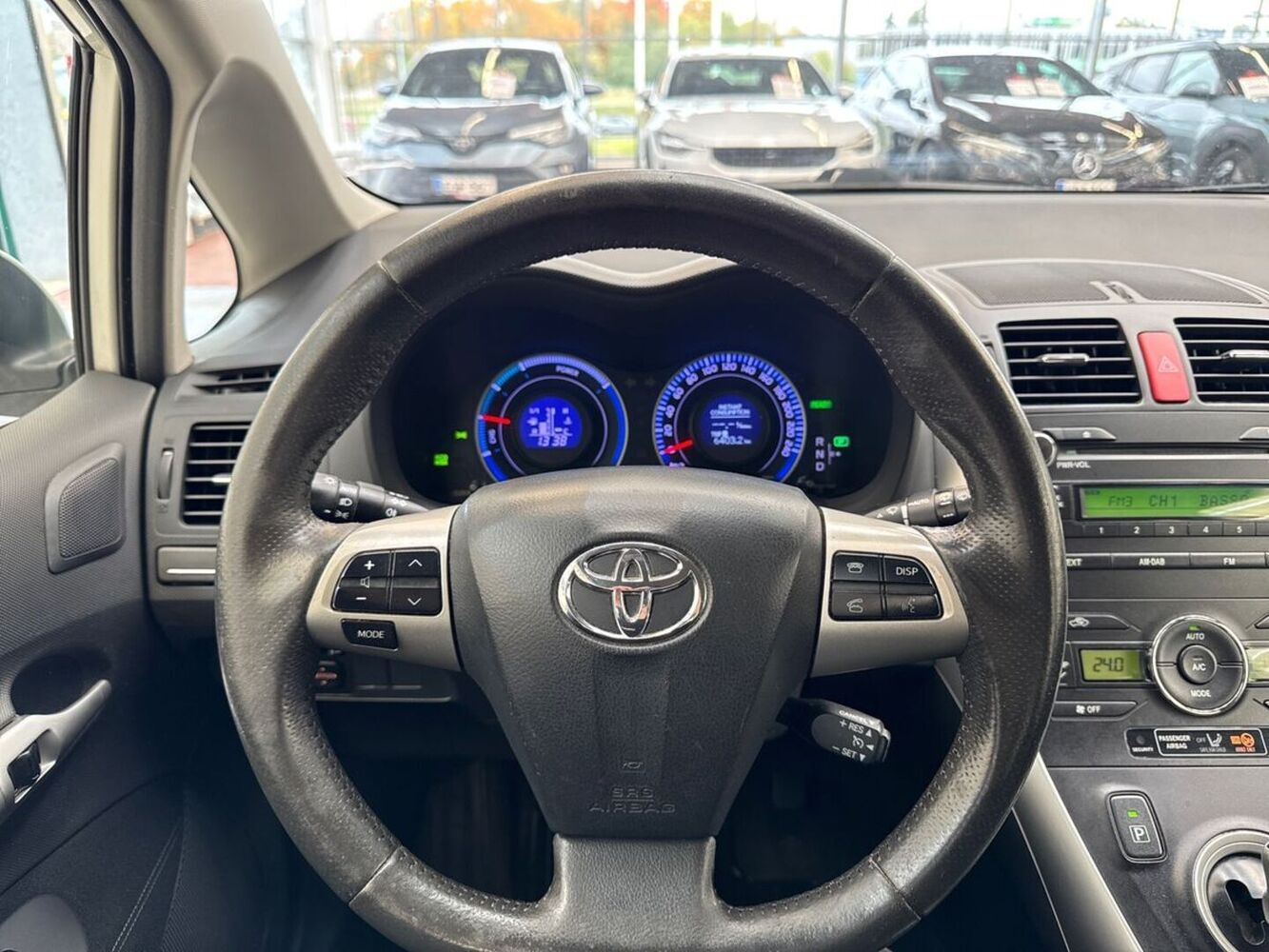 Toyota Auris vaihtoauto