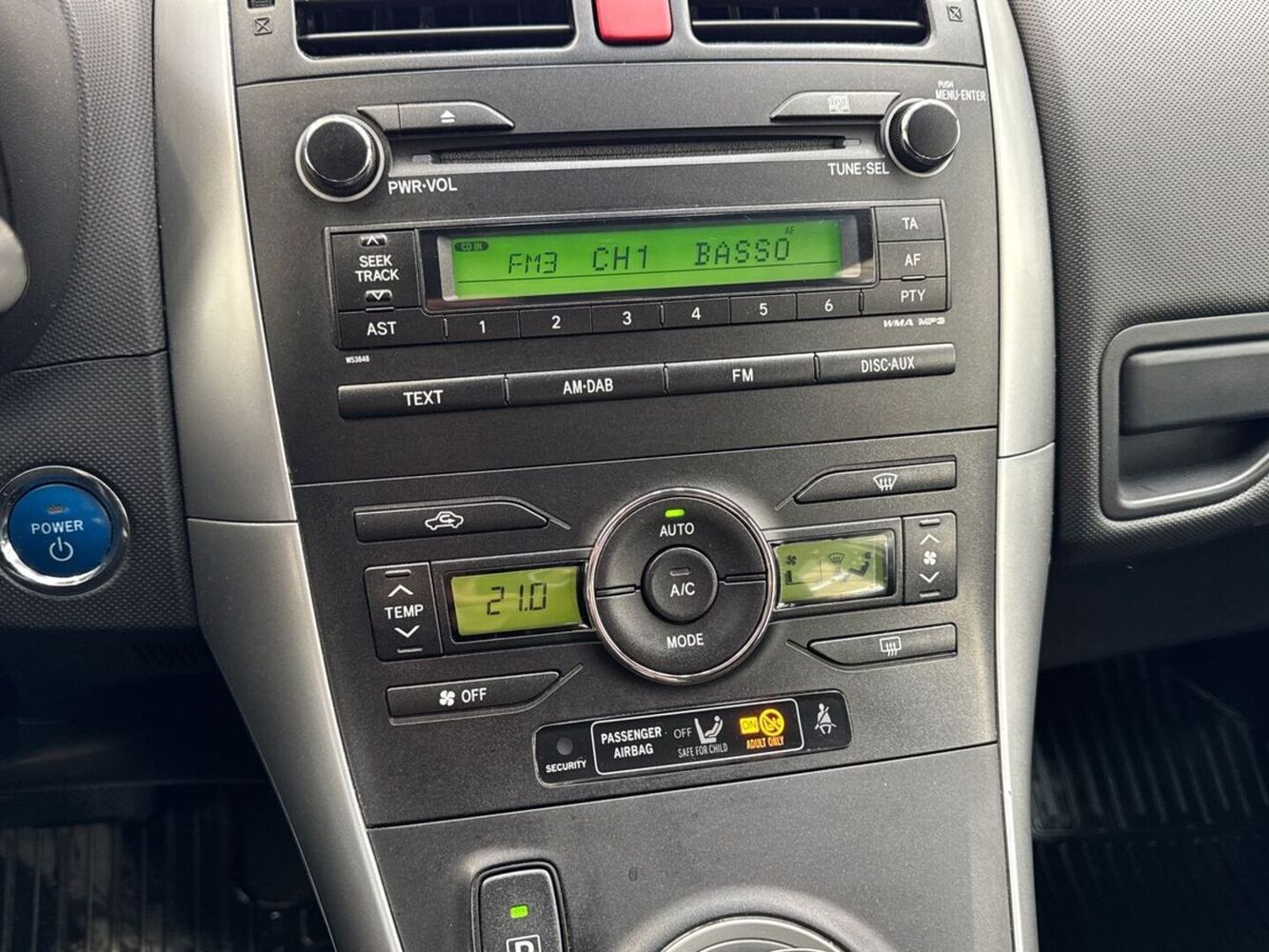 Toyota Auris vaihtoauto
