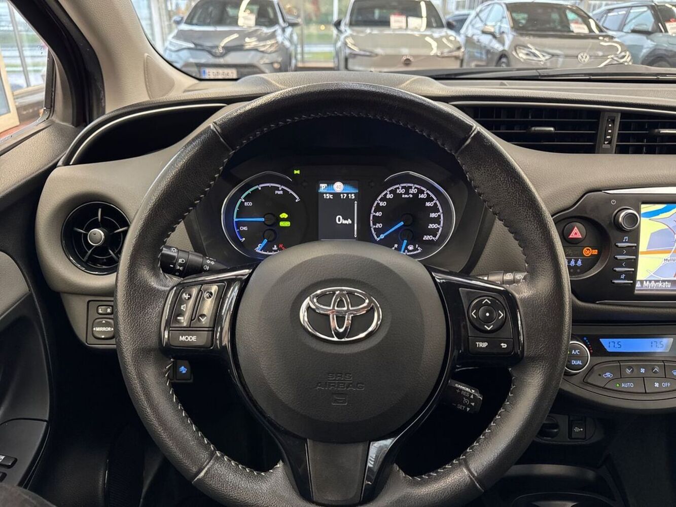 Toyota Yaris vaihtoauto
