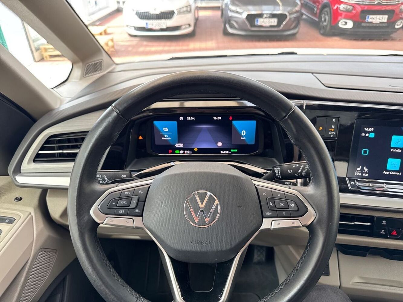 Volkswagen Multivan vaihtoauto