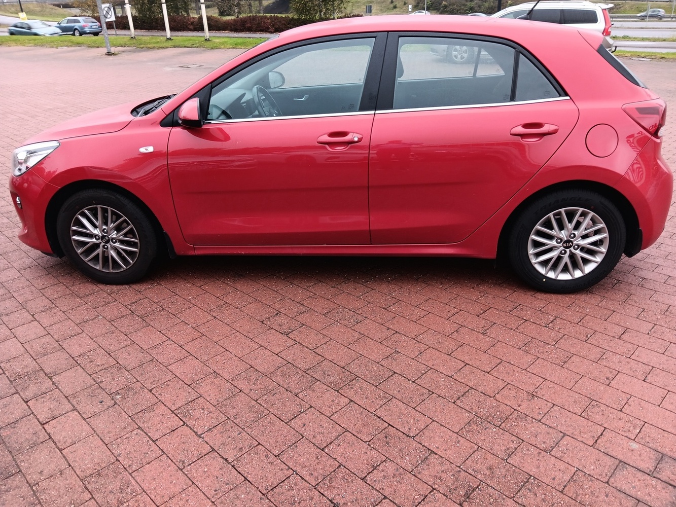Kia Rio vaihtoauto