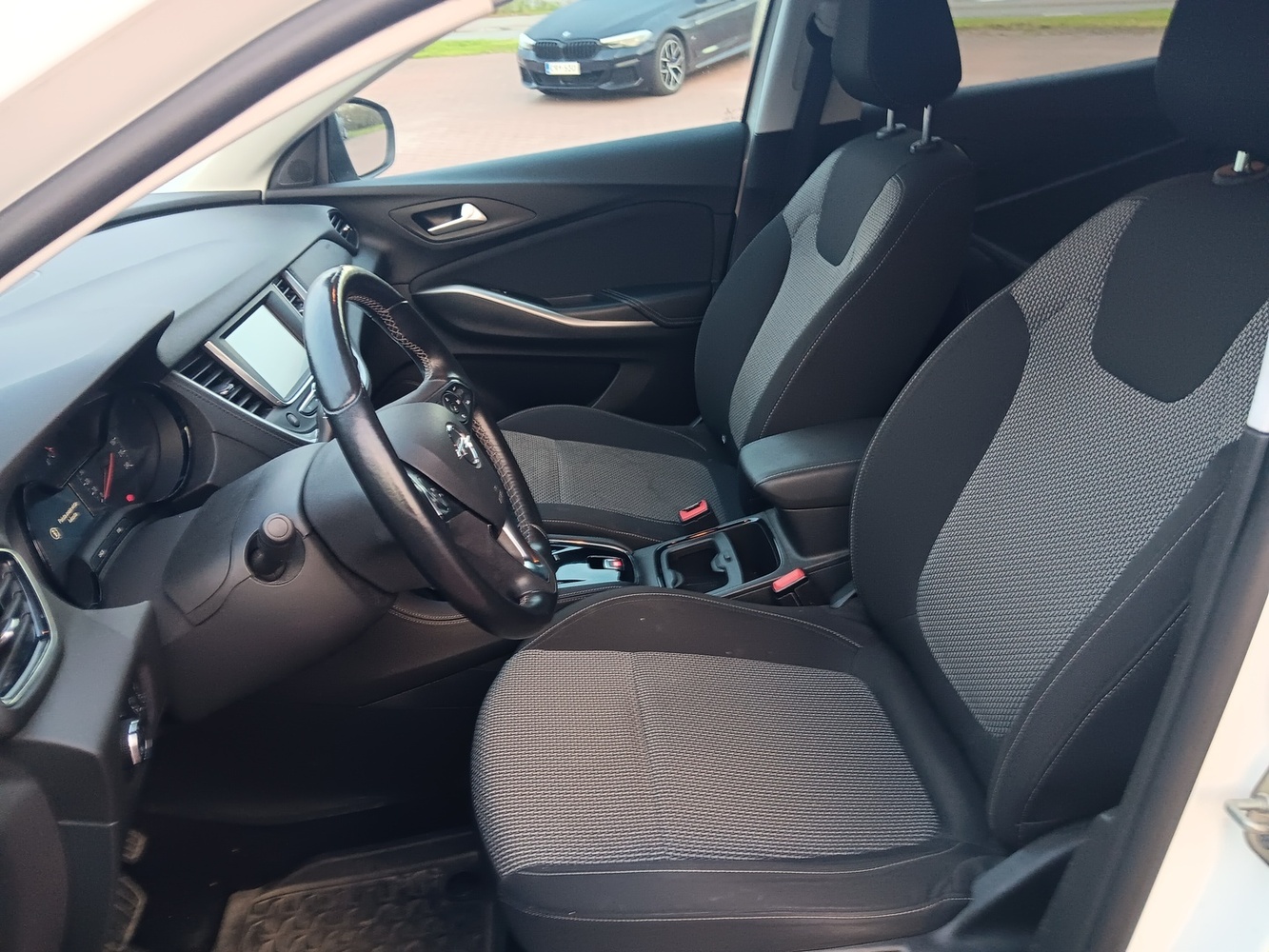 Opel Grandland X vaihtoauto