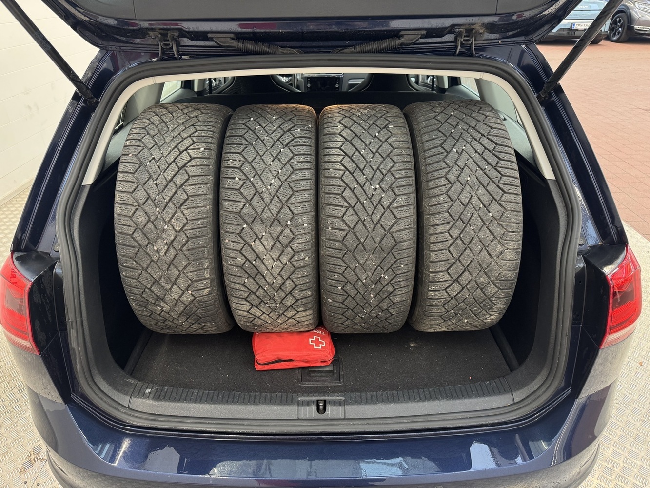 Volkswagen Golf vaihtoauto