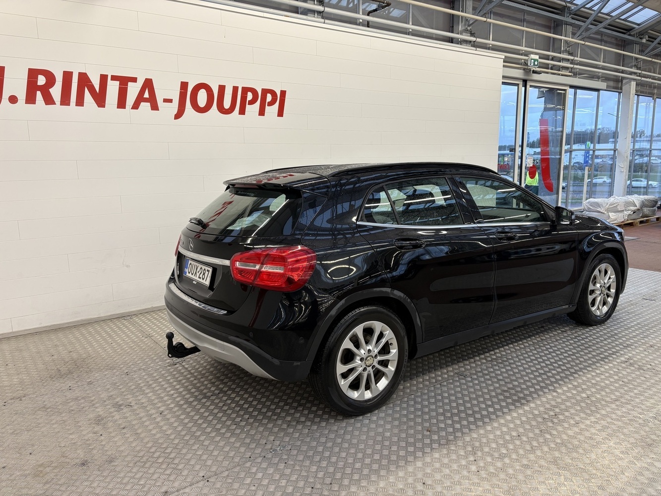 Mercedes-Benz GLA vaihtoauto