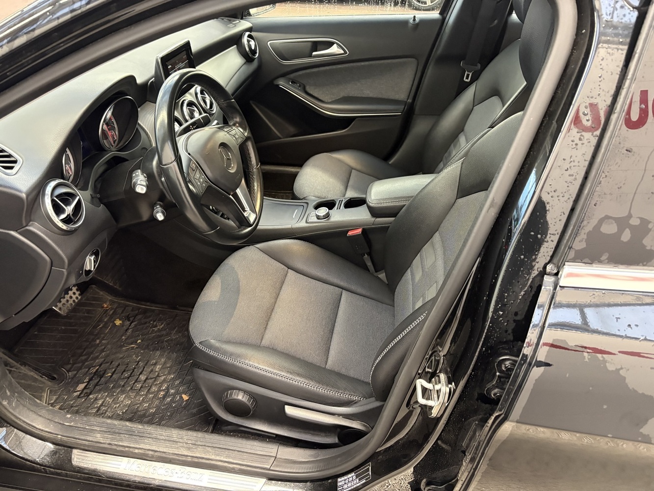Mercedes-Benz GLA vaihtoauto