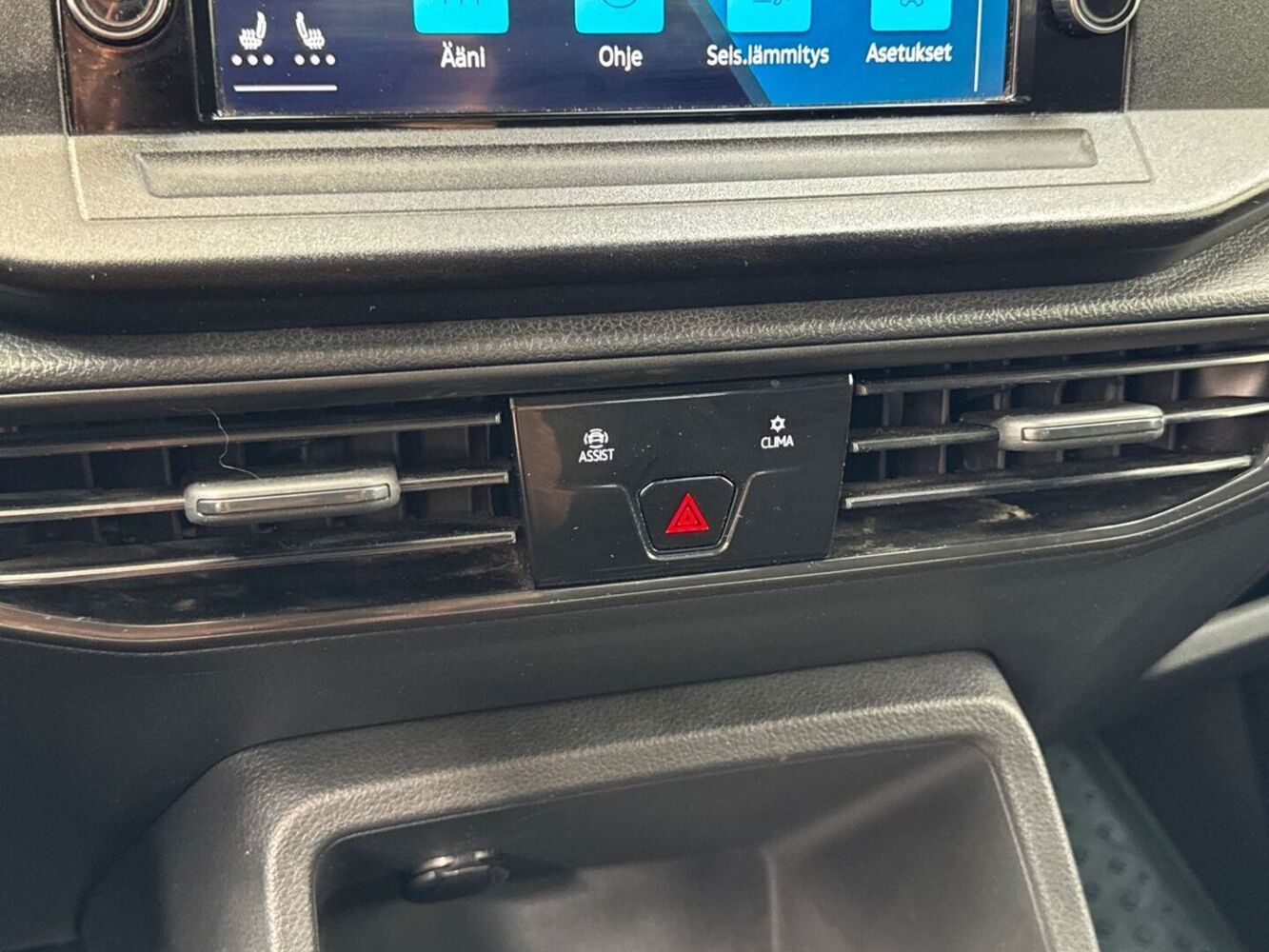 Volkswagen Caddy Maxi vaihtoauto