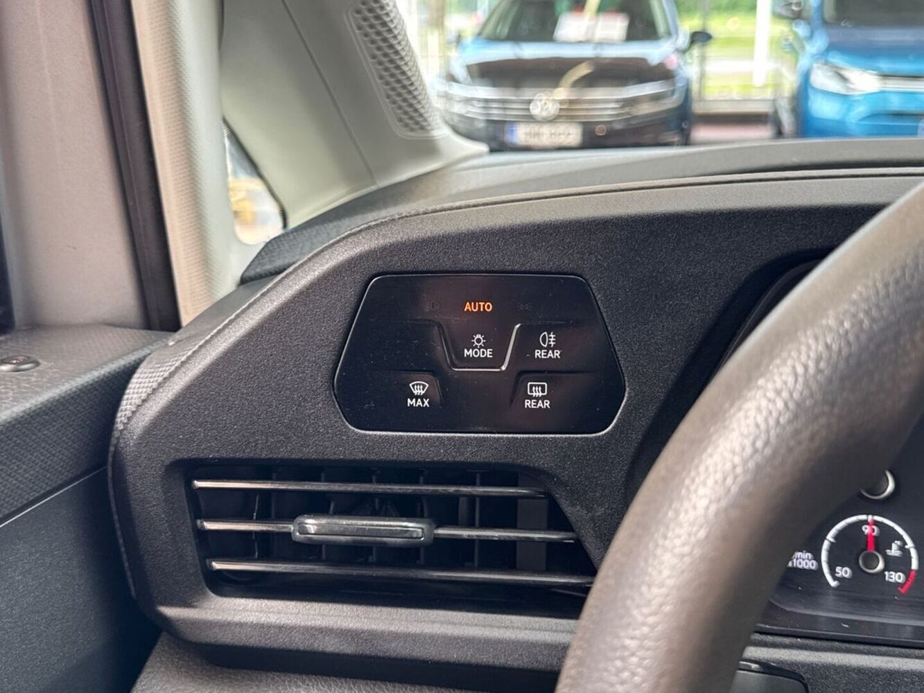 Volkswagen Caddy Maxi vaihtoauto