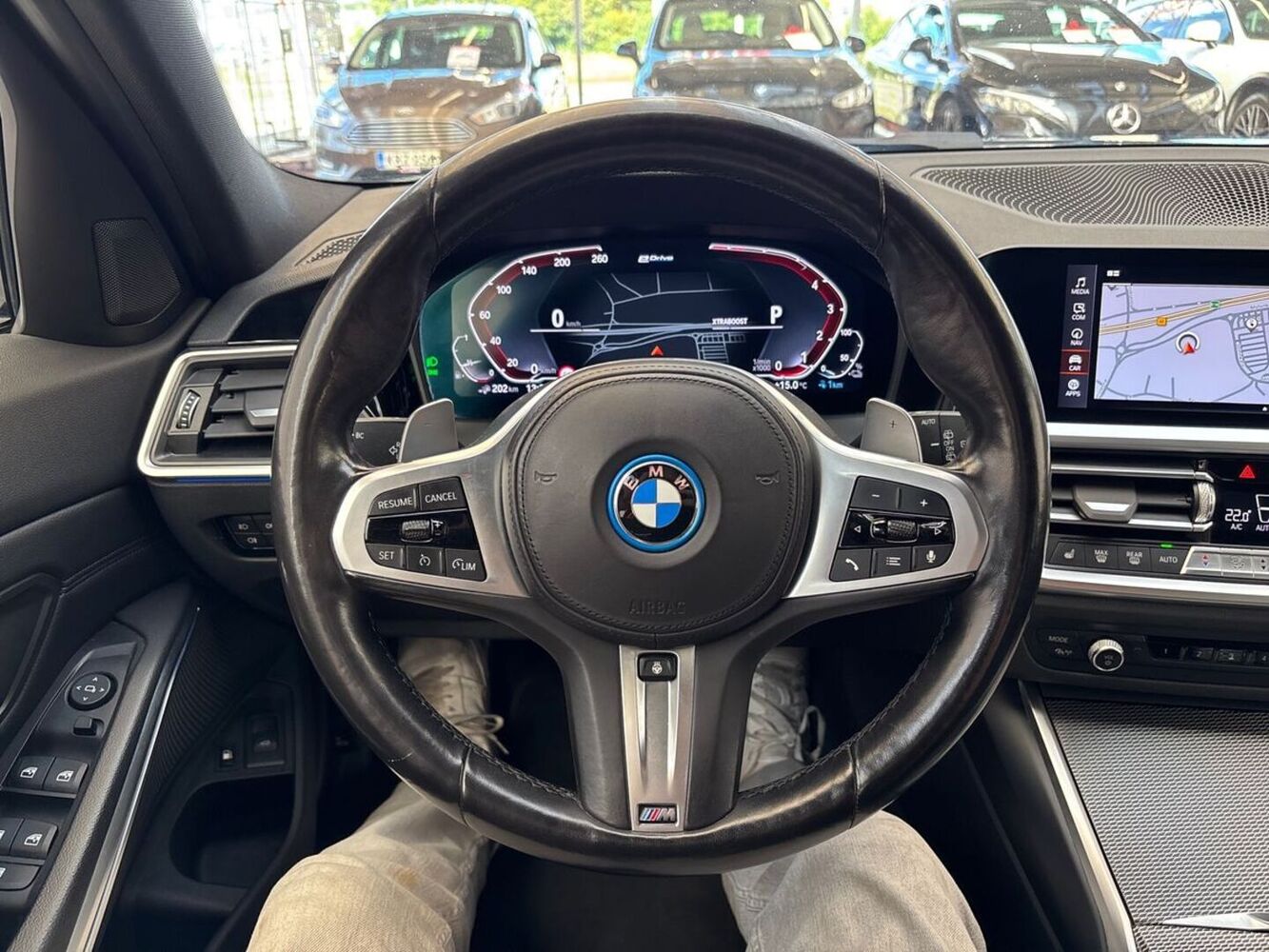 BMW 330 vaihtoauto