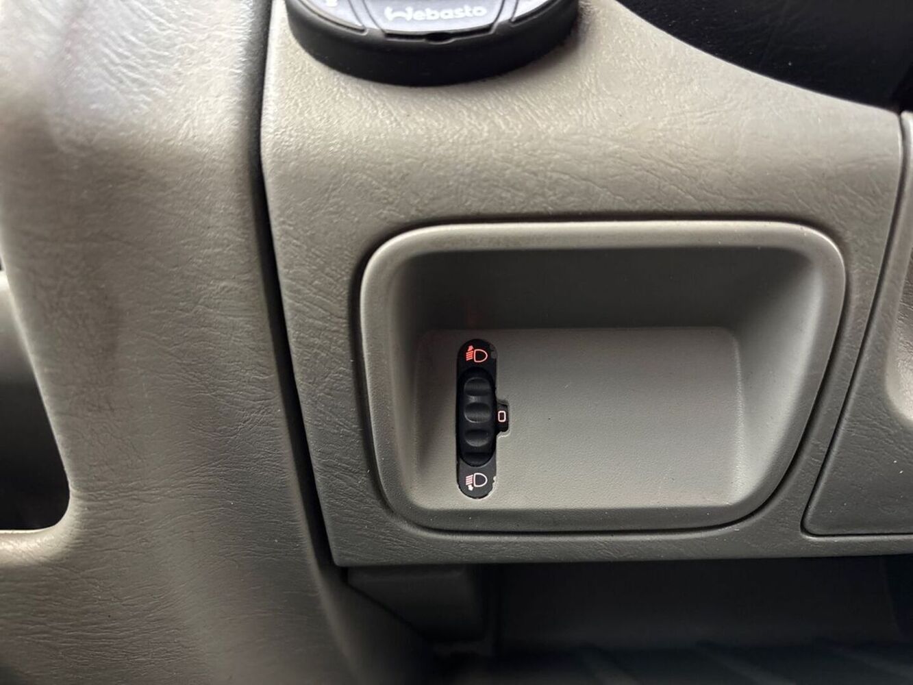 Nissan Primastar vaihtoauto
