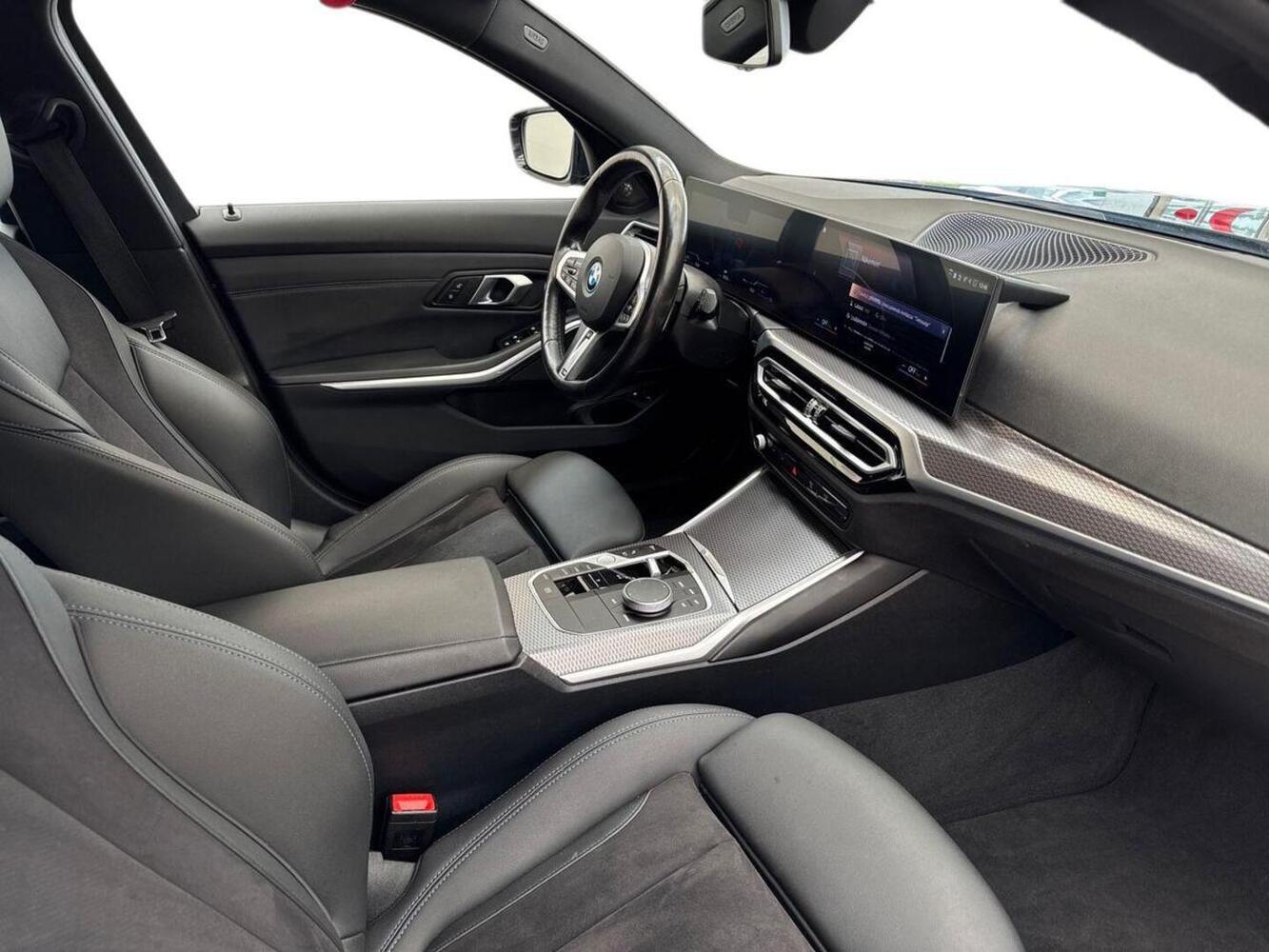 BMW 330 vaihtoauto