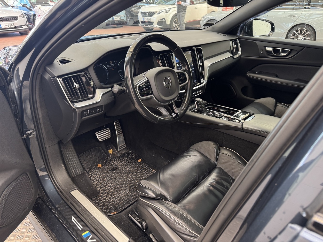 Volvo V60 vaihtoauto
