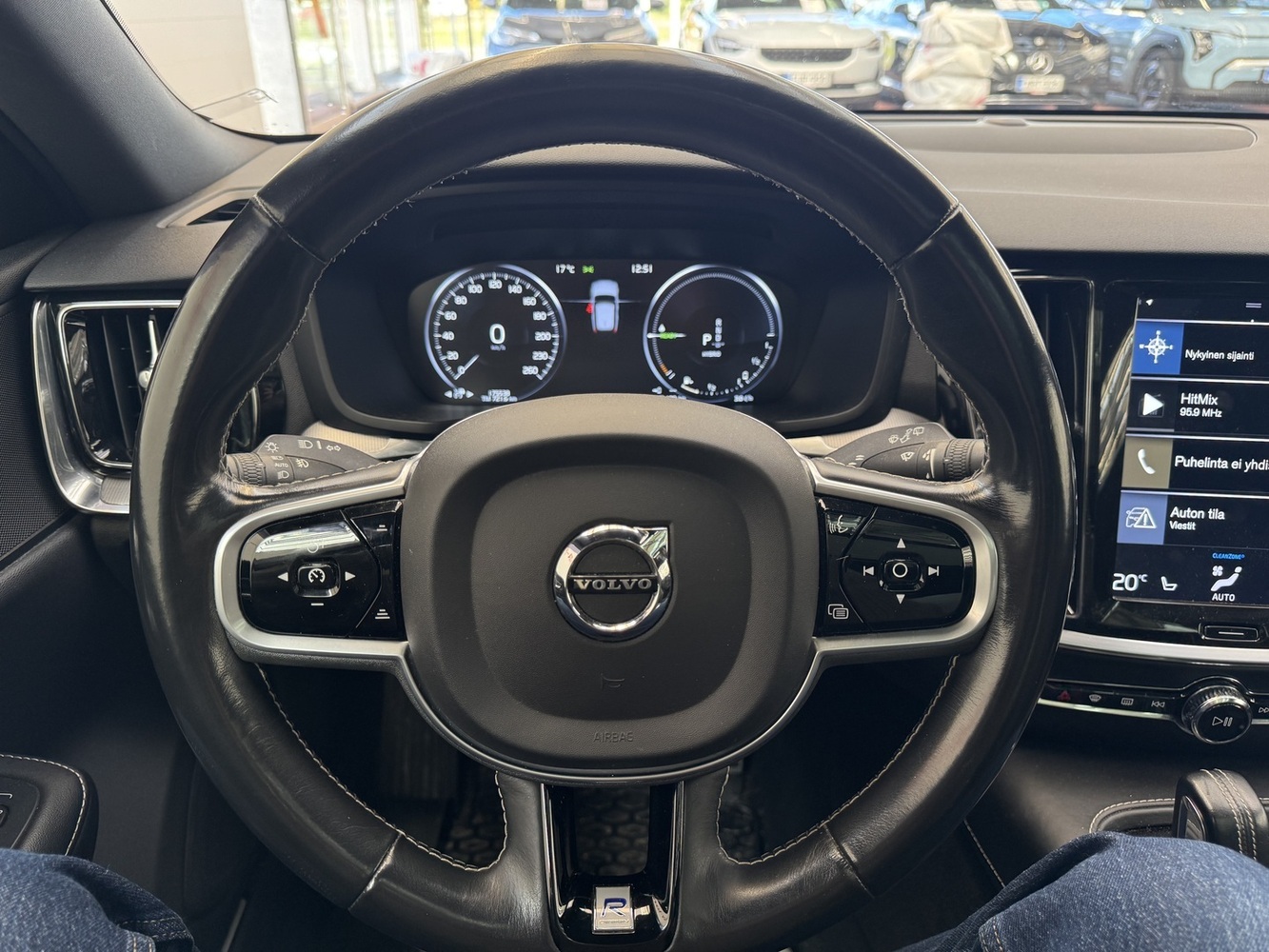 Volvo V60 vaihtoauto