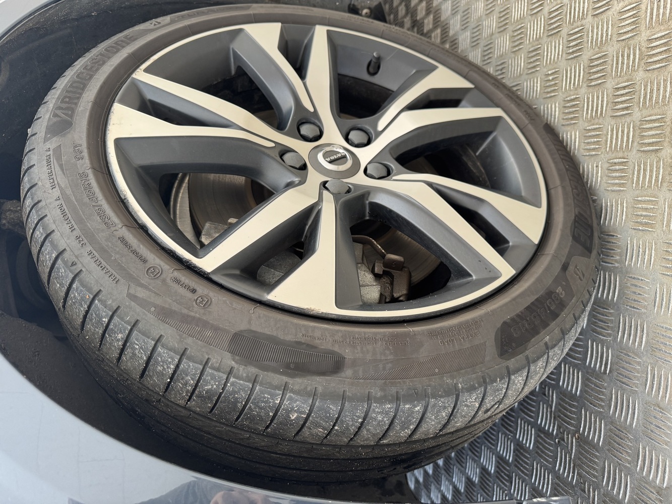 Volvo V60 vaihtoauto