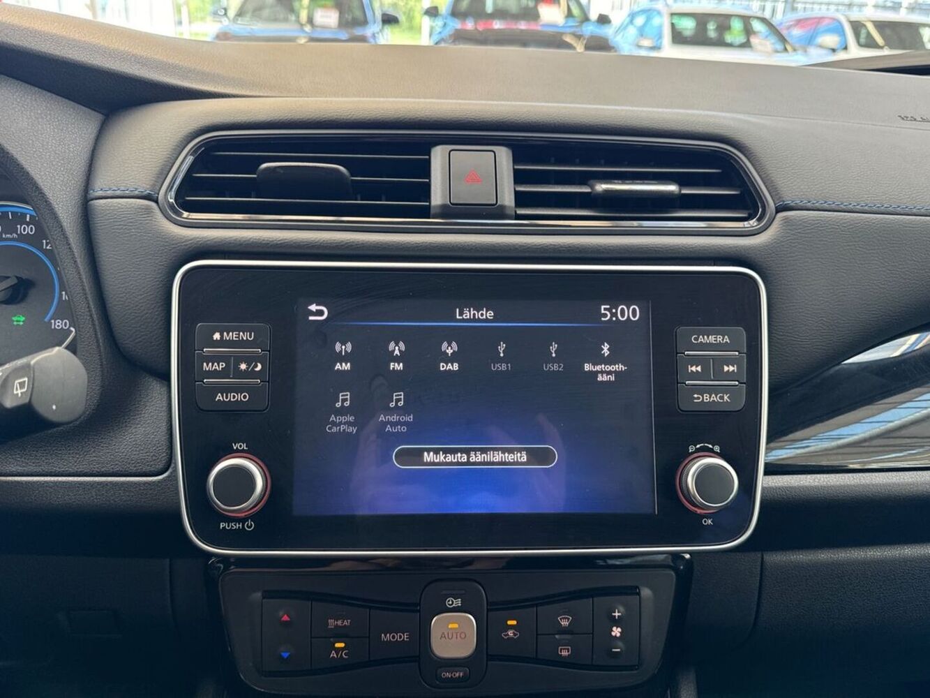Nissan Leaf vaihtoauto