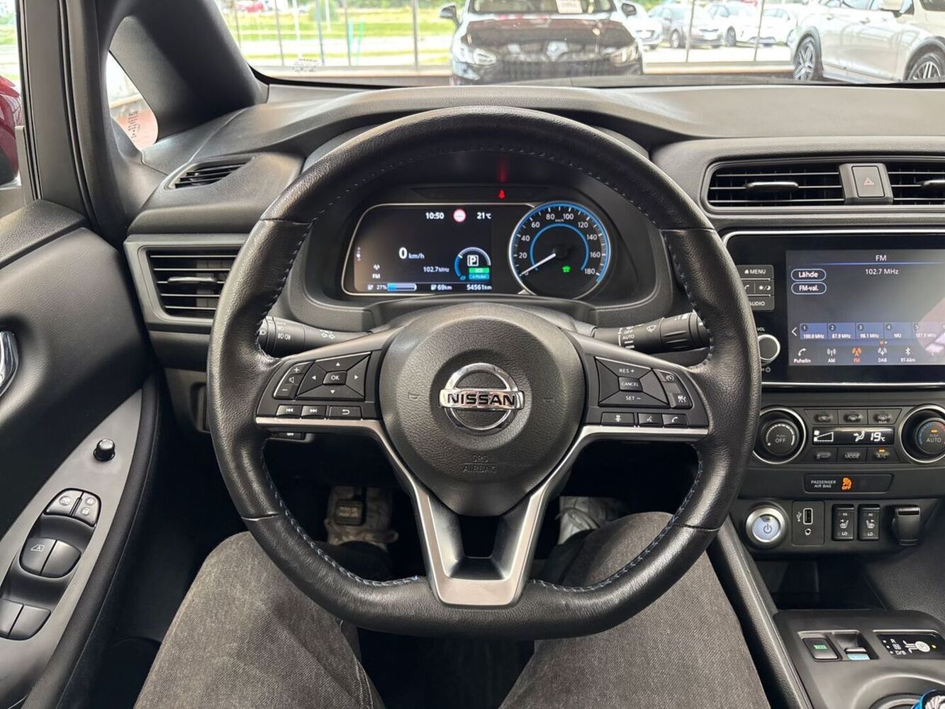 Nissan Leaf vaihtoauto