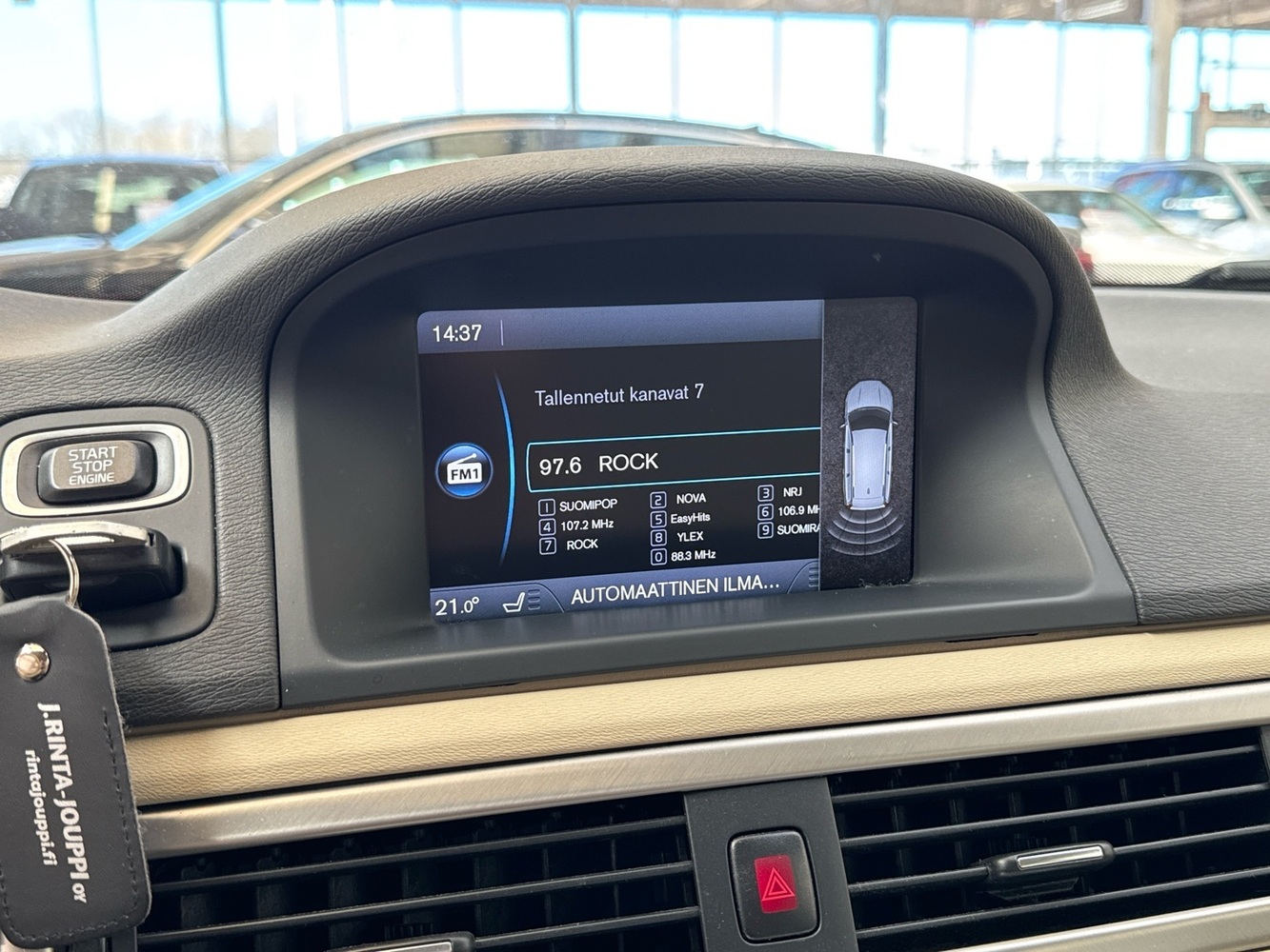 Volvo V70 vaihtoauto