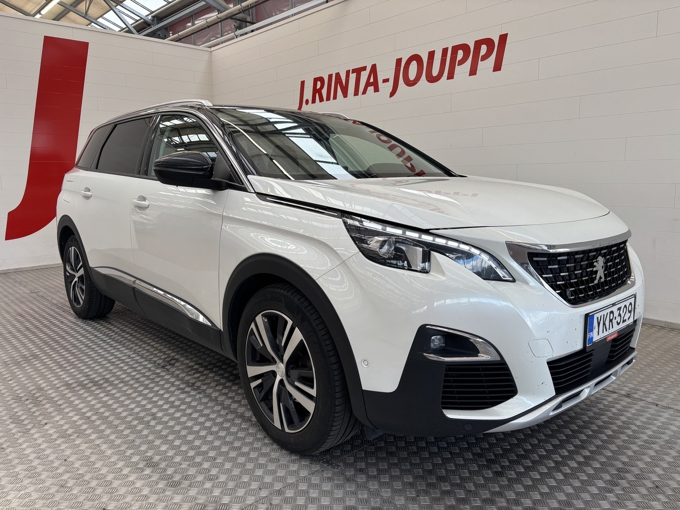 Peugeot 5008 vaihtoauto
