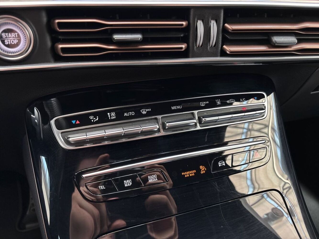 Mercedes-Benz EQC vaihtoauto