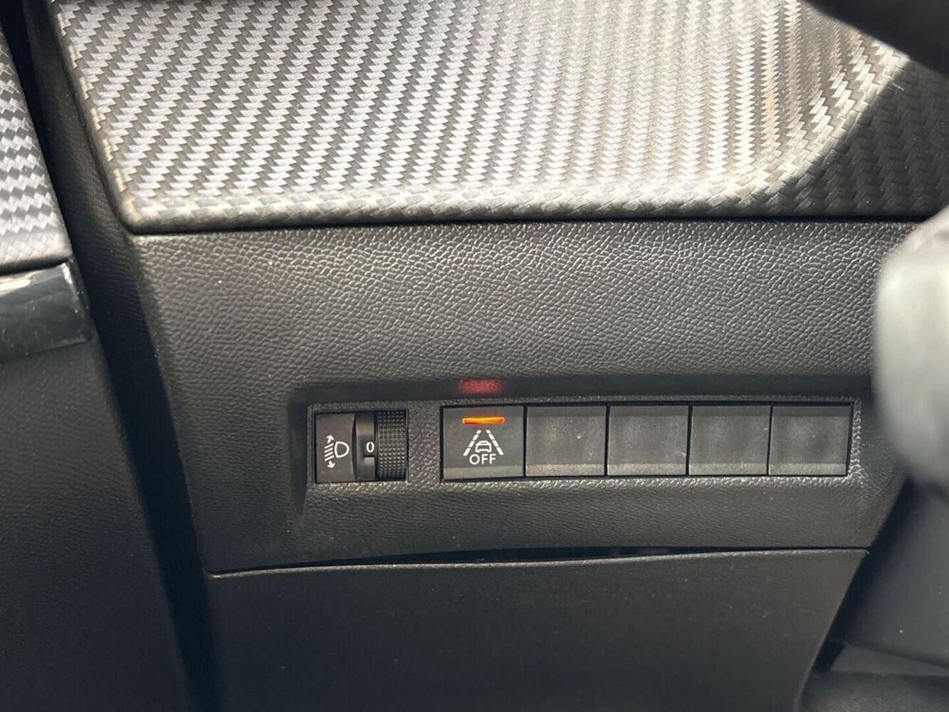 Peugeot 208 vaihtoauto