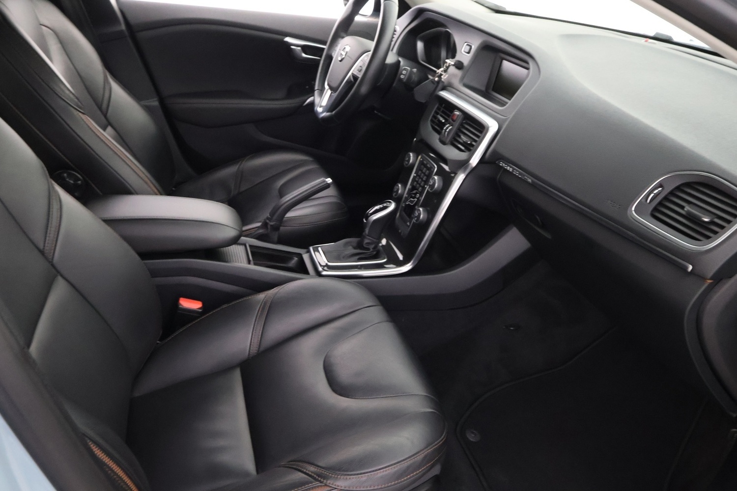 Volvo V40 Cross Country vaihtoauto