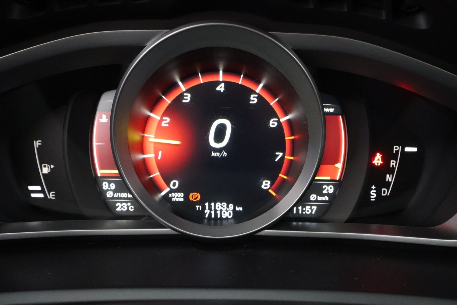 Volvo V40 Cross Country vaihtoauto