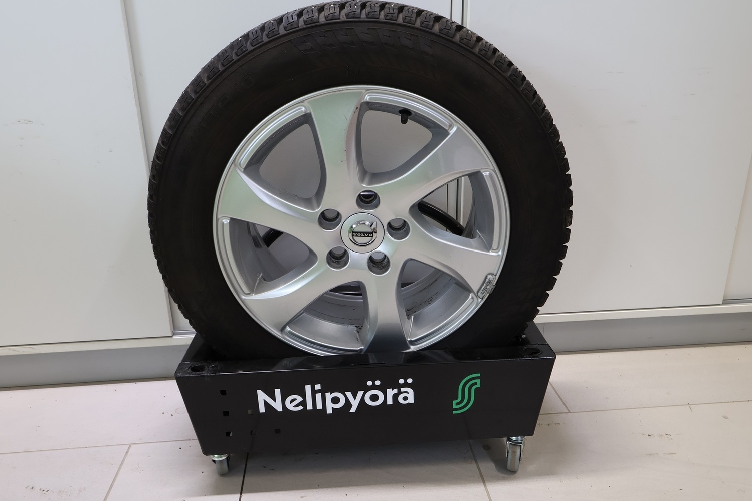 Volvo V40 Cross Country vaihtoauto