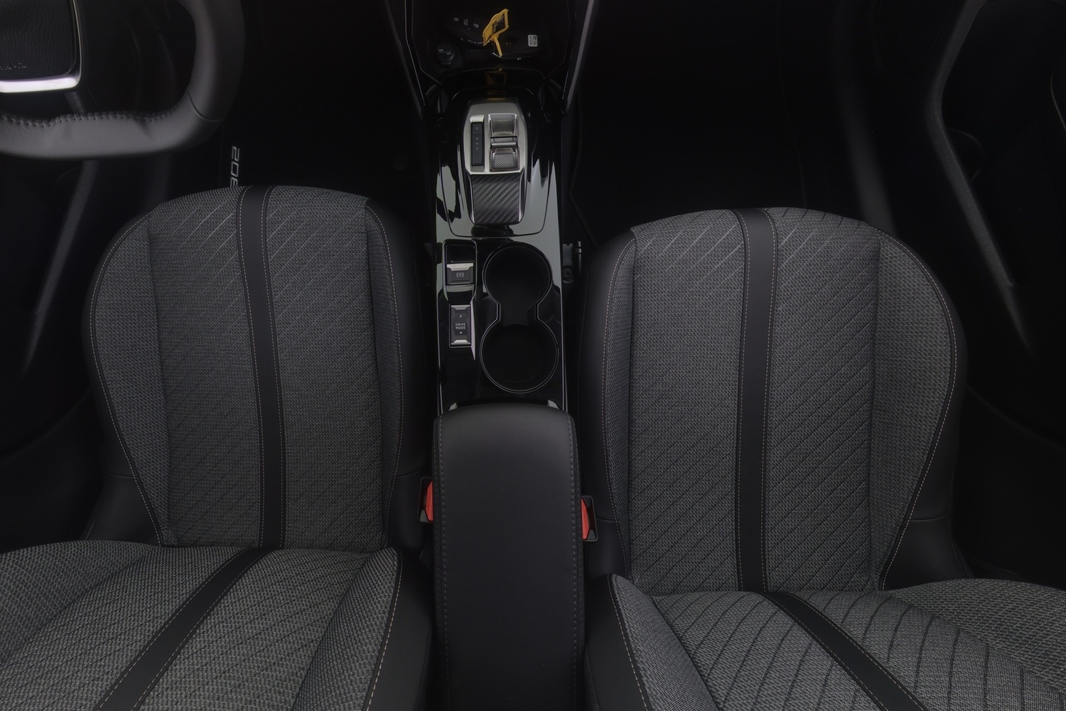 Peugeot 208 vaihtoauto