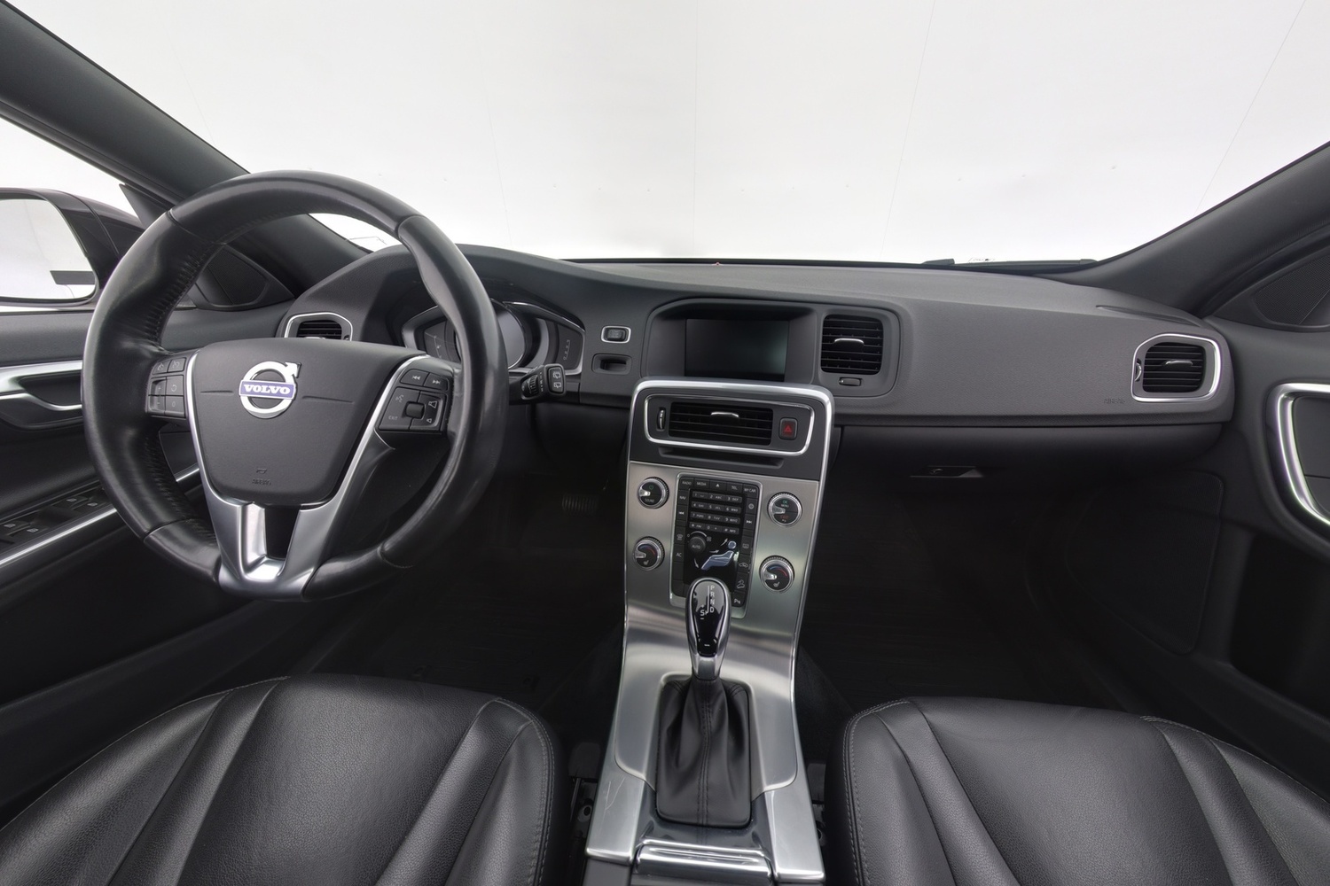 Volvo V60 Cross Country vaihtoauto
