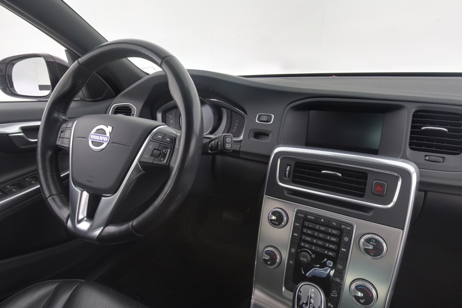Volvo V60 Cross Country vaihtoauto