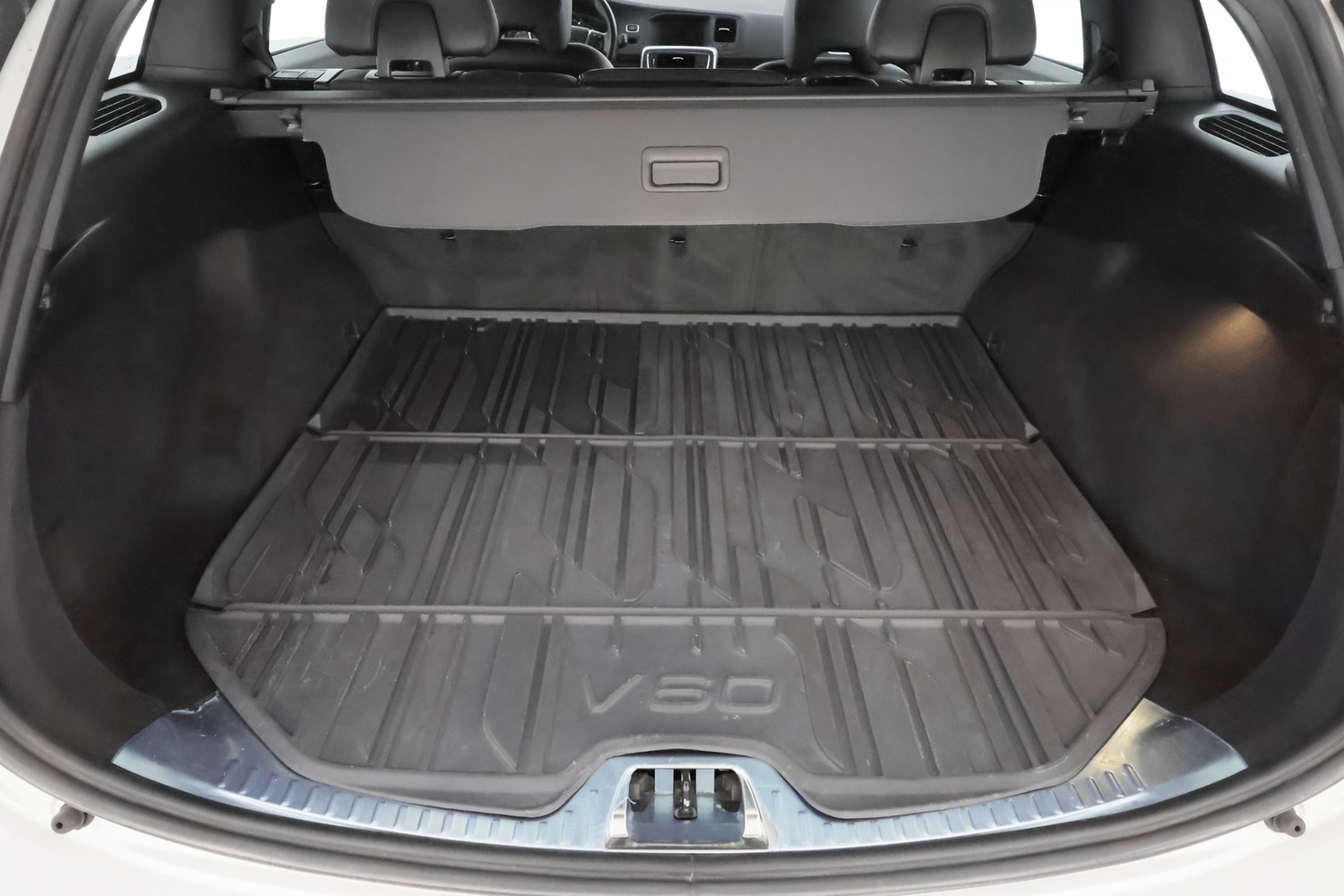 Volvo V60 Cross Country vaihtoauto