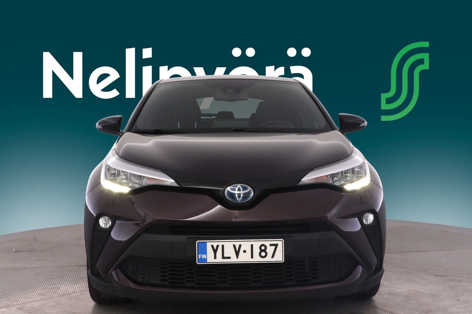Toyota C-HR vaihtoauto