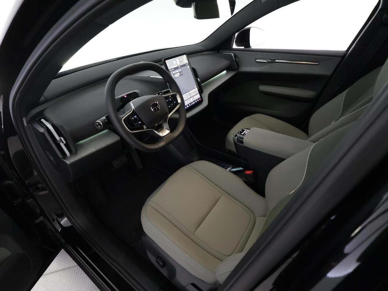 Volvo EX30 Cross Country vaihtoauto