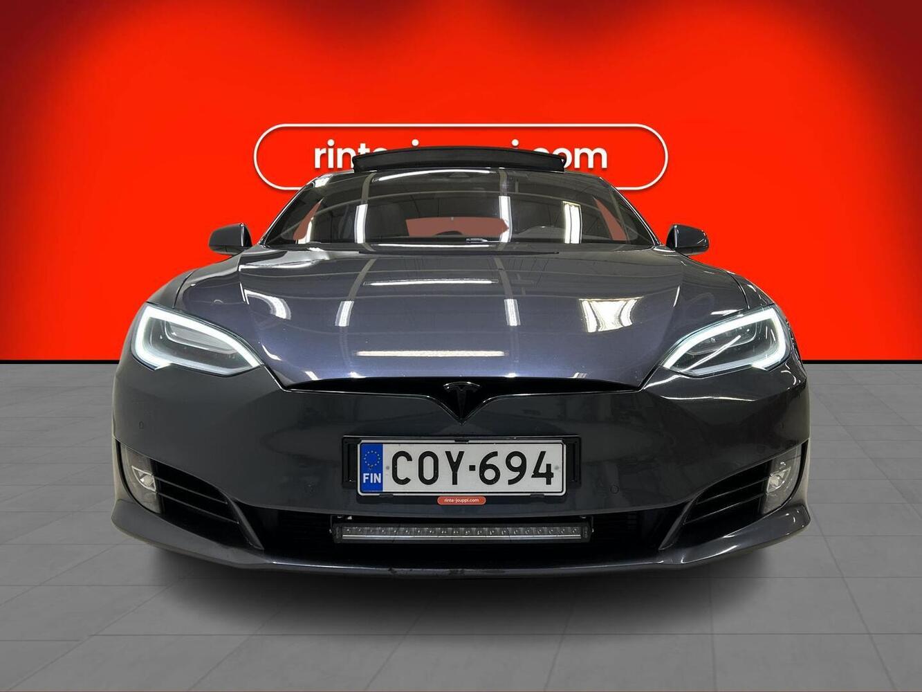 Tesla Model S vaihtoauto