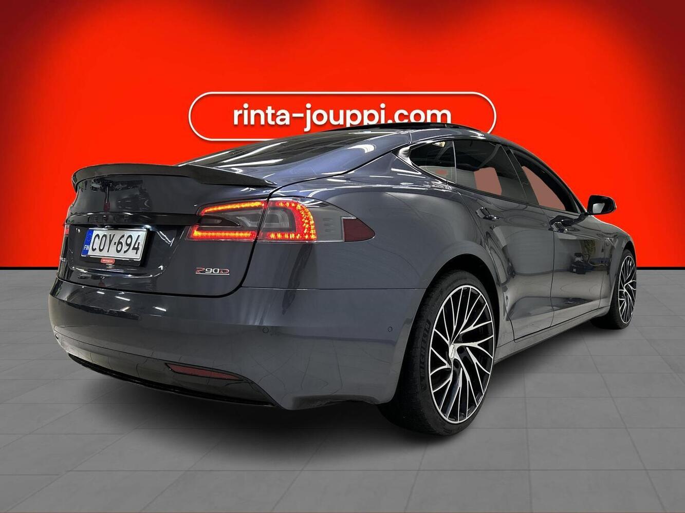 Tesla Model S vaihtoauto