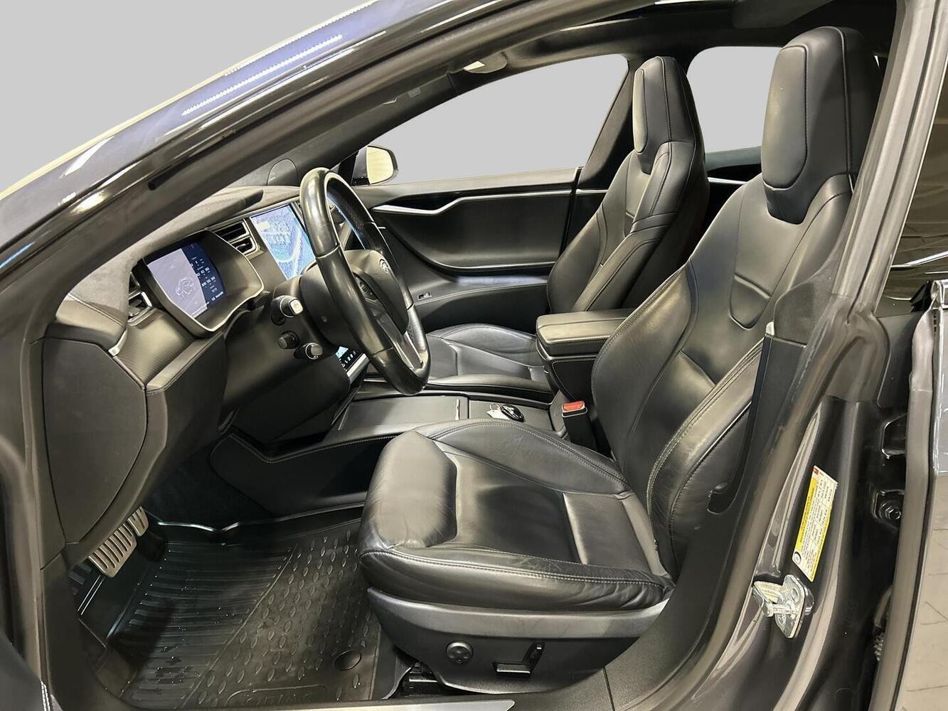 Tesla Model S vaihtoauto