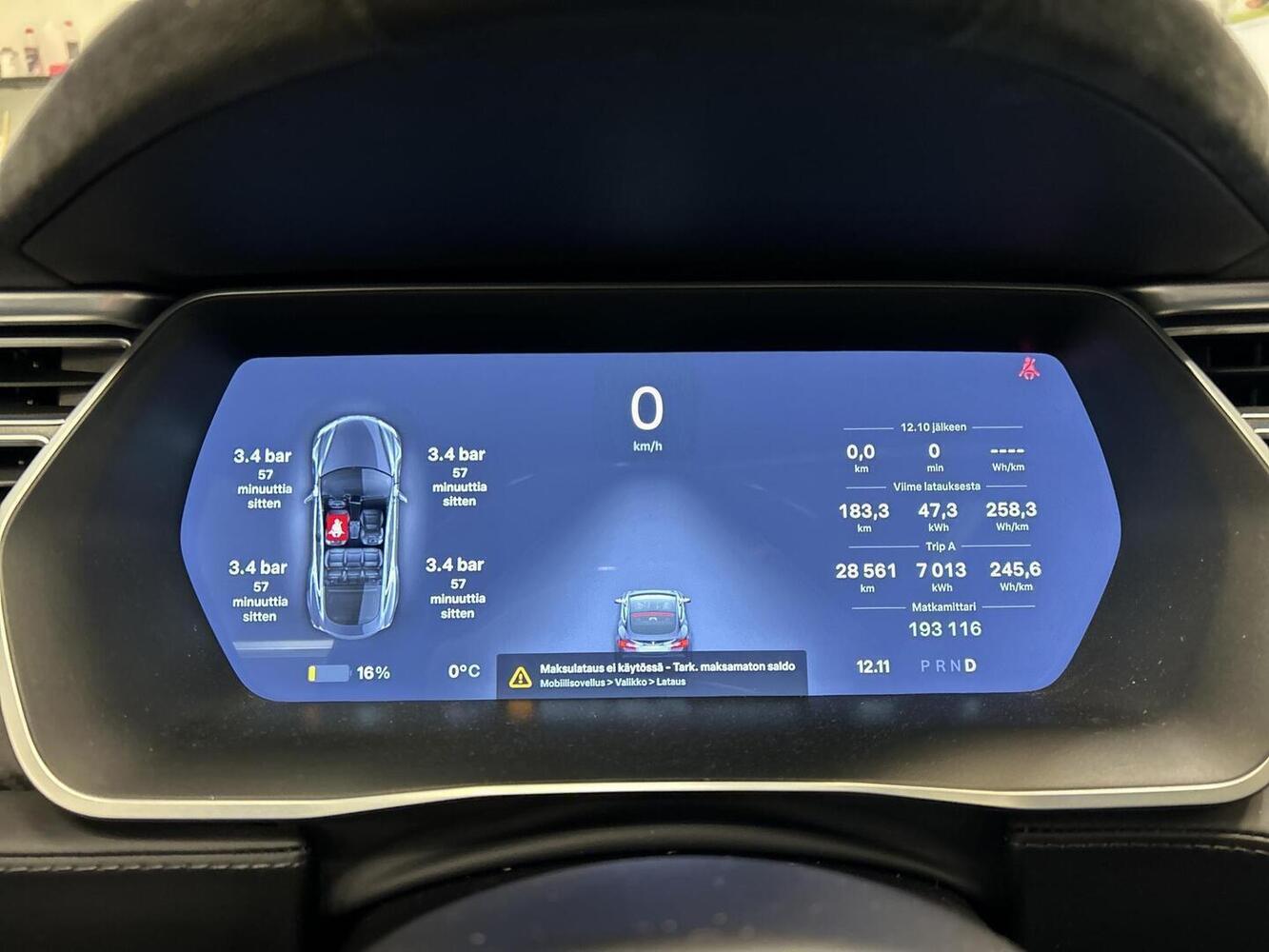 Tesla Model S vaihtoauto
