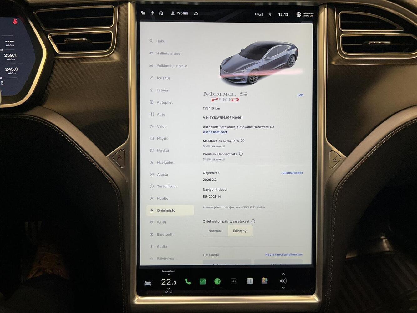 Tesla Model S vaihtoauto