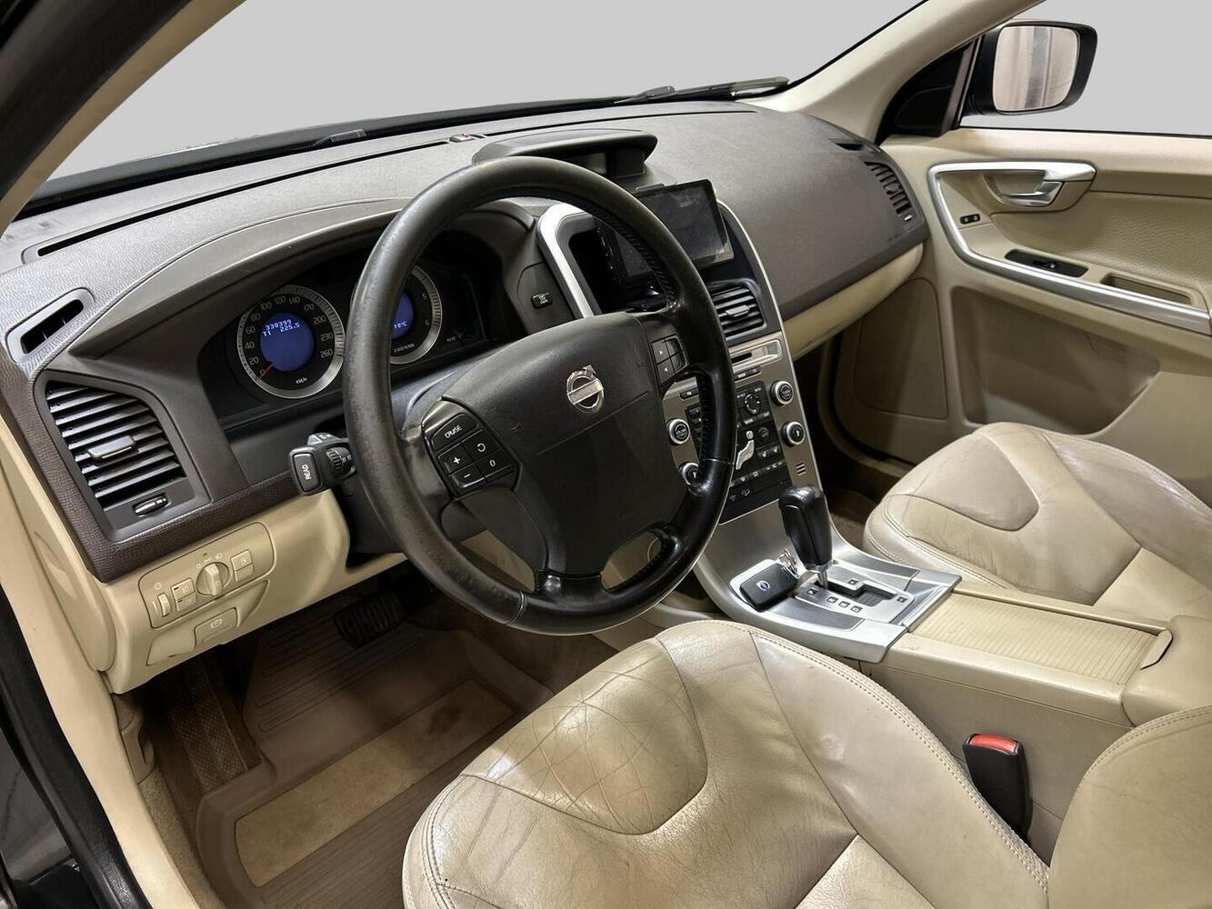 Volvo XC60 vaihtoauto