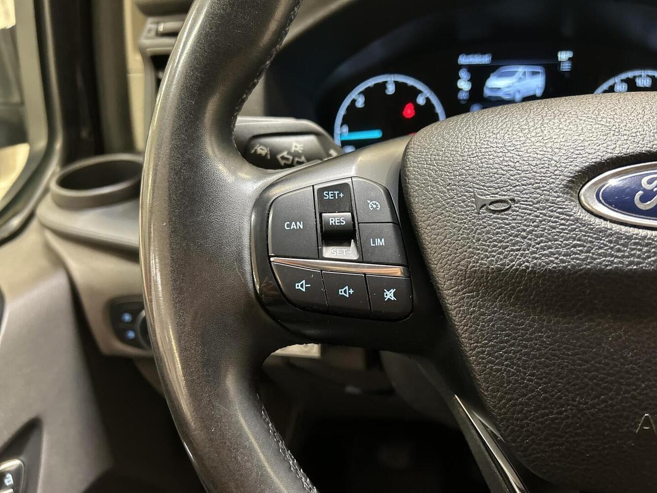 Ford Transit Custom vaihtoauto
