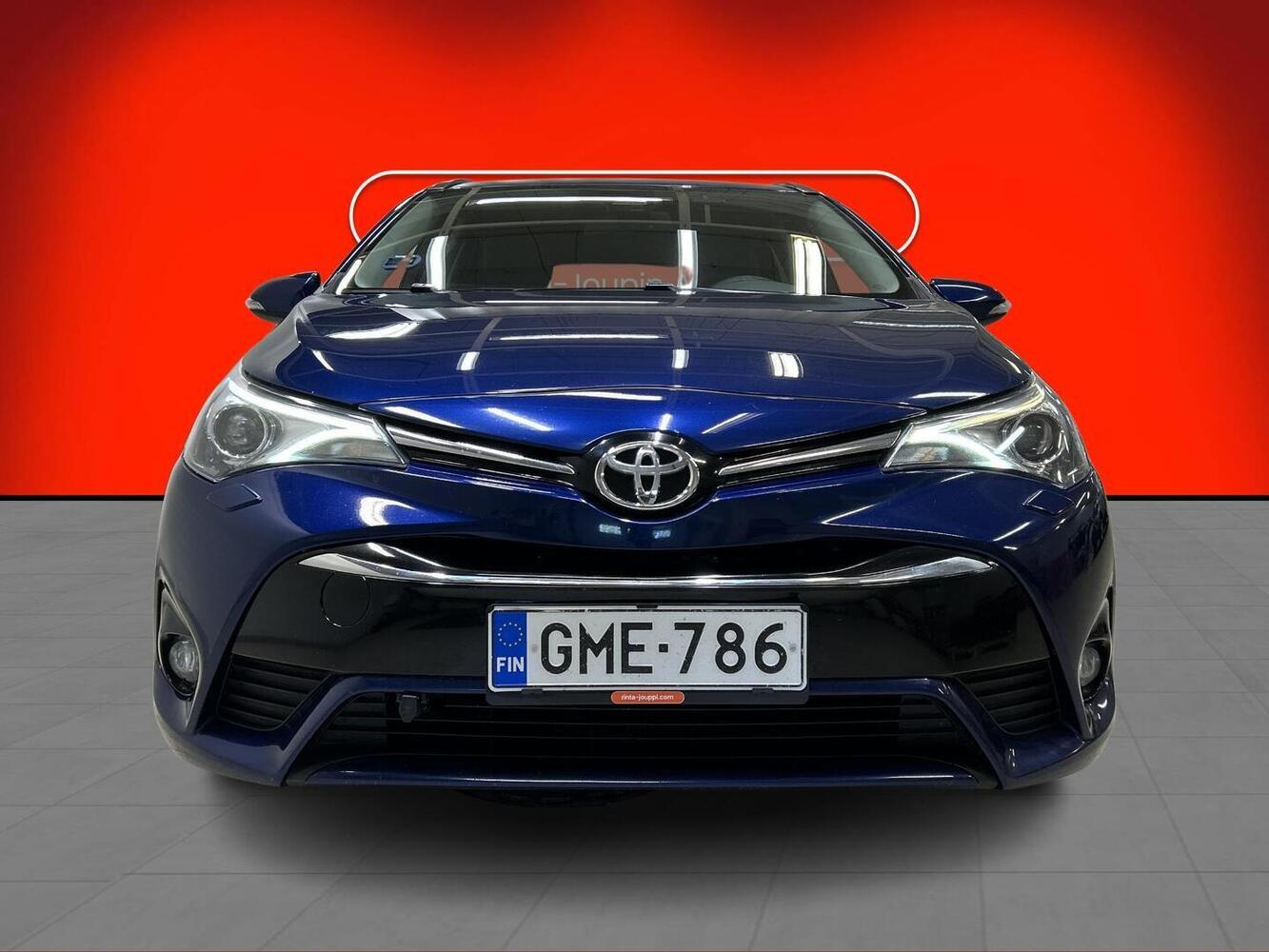 Toyota Avensis vaihtoauto