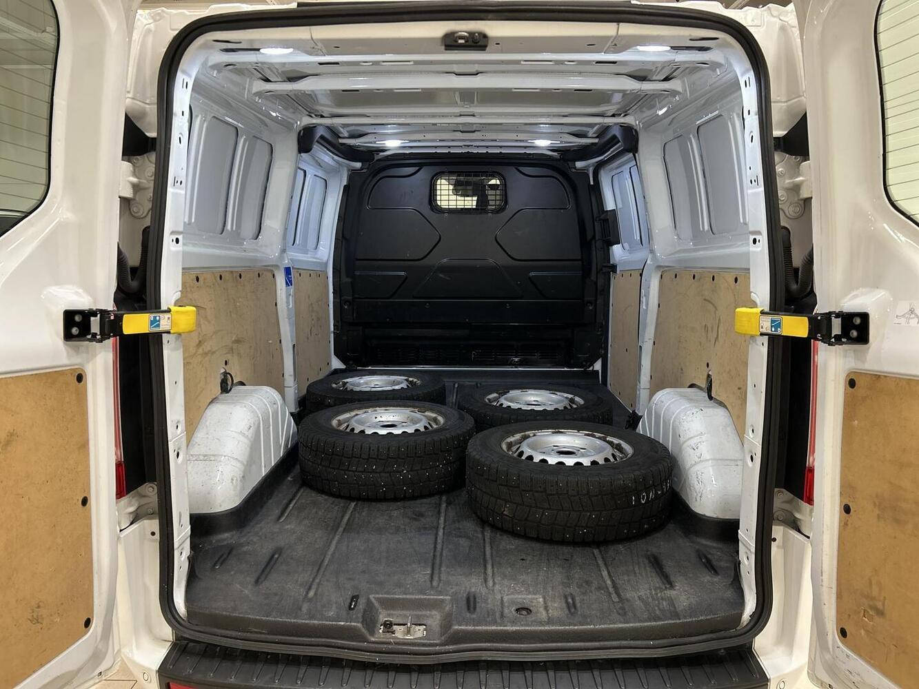 Ford Transit Custom vaihtoauto