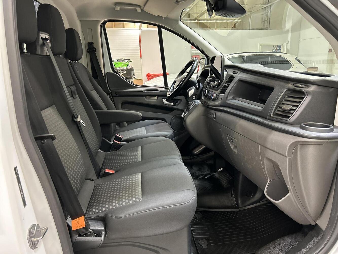 Ford Transit Custom vaihtoauto