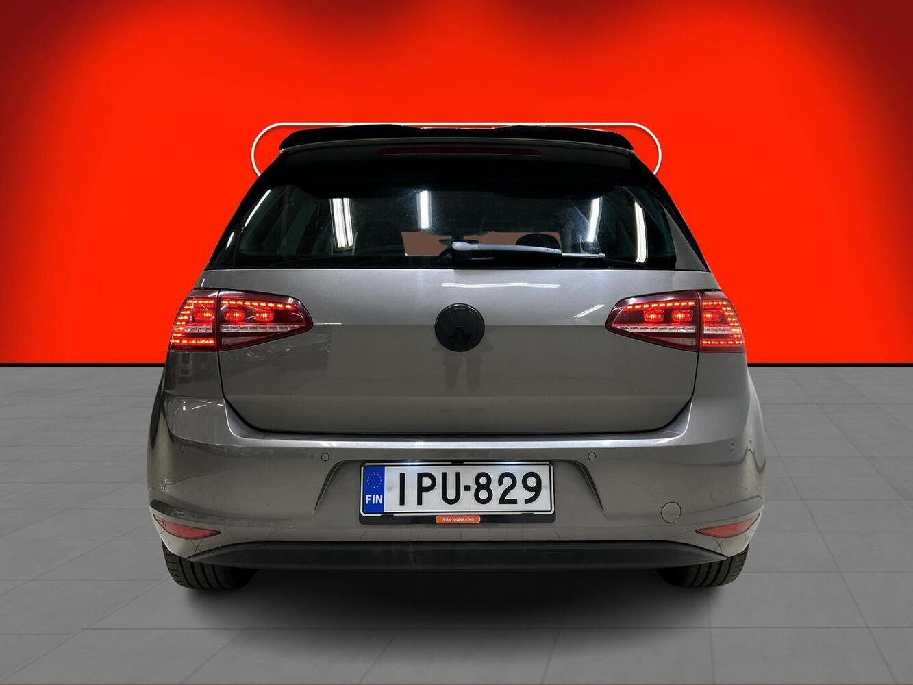Volkswagen Golf vaihtoauto