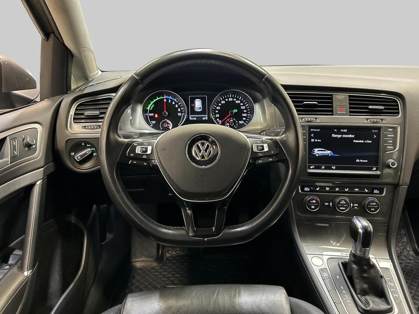 Volkswagen Golf vaihtoauto