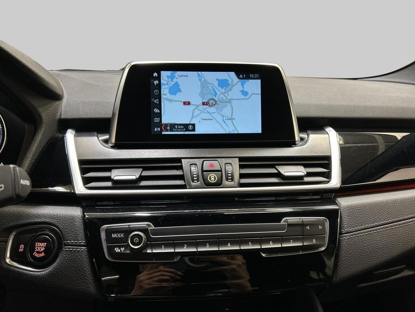 BMW 218 vaihtoauto