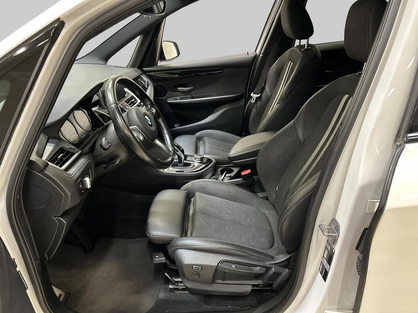 BMW 218 vaihtoauto